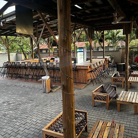 Hostel K27 Premier Backpackers Daressalam Exterior foto