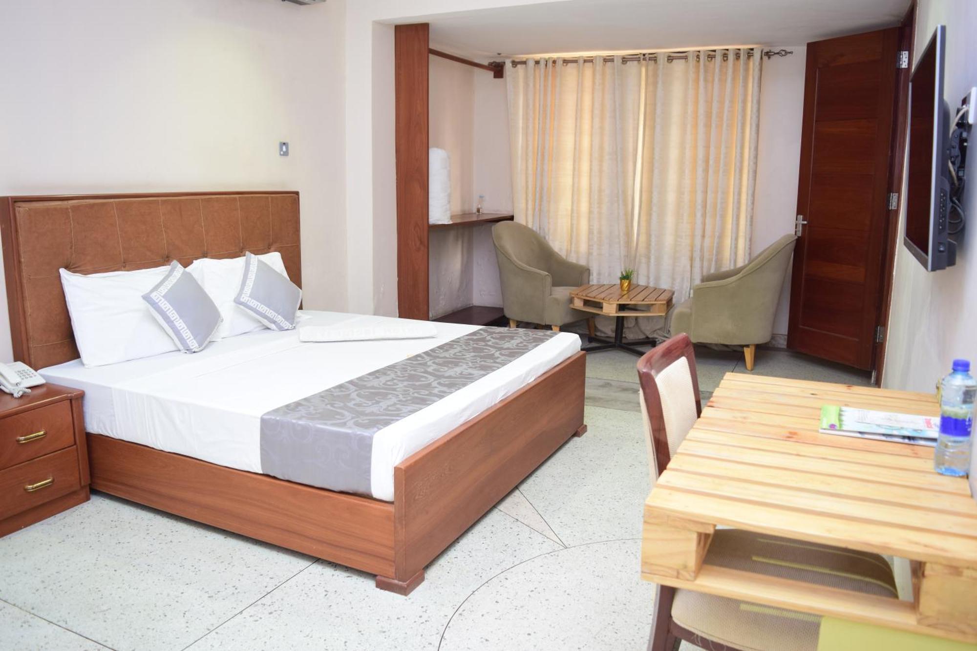 Hostel K27 Premier Backpackers Daressalam Exterior foto