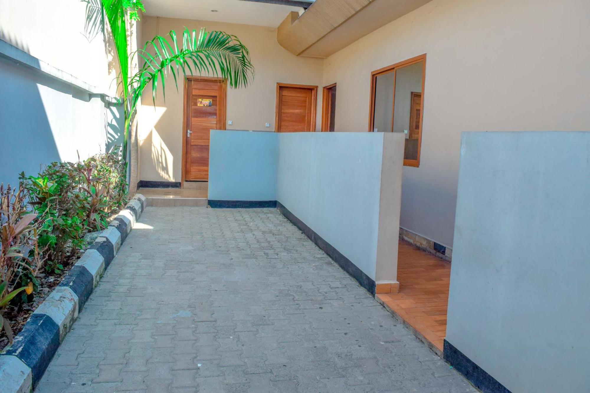 Hostel K27 Premier Backpackers Daressalam Exterior foto